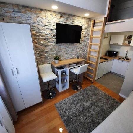 Studio Apartman Chiara Zagreb Buitenkant foto