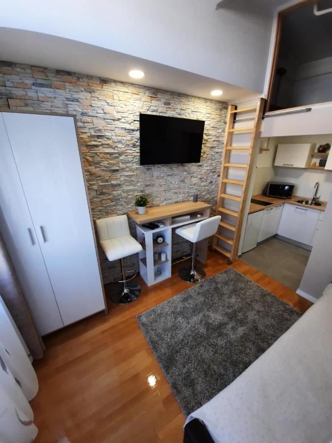 Studio Apartman Chiara Zagreb Buitenkant foto