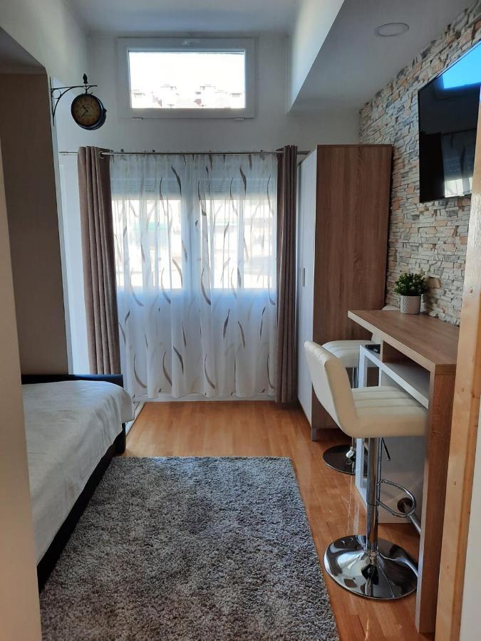 Studio Apartman Chiara Zagreb Buitenkant foto